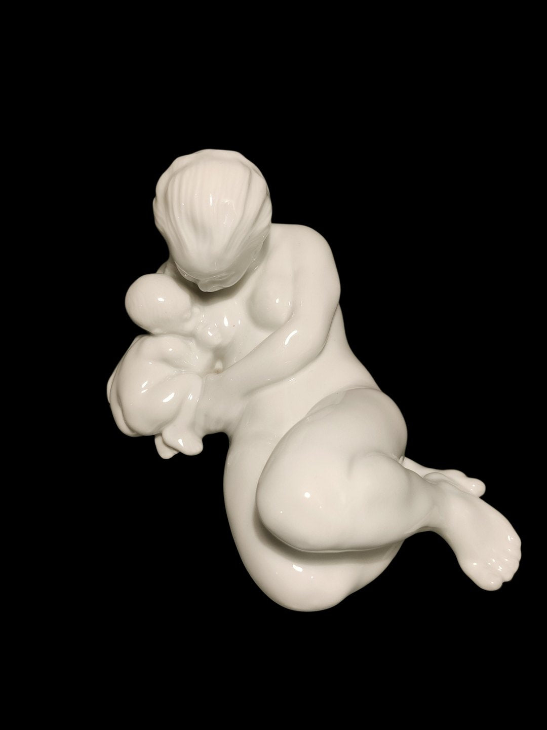 Bing & Grøndahl Blanc de Chine Figurine of Woman with Child No 4029. Designed by Kai Nielsen. Measures 11 cm x 18 cm