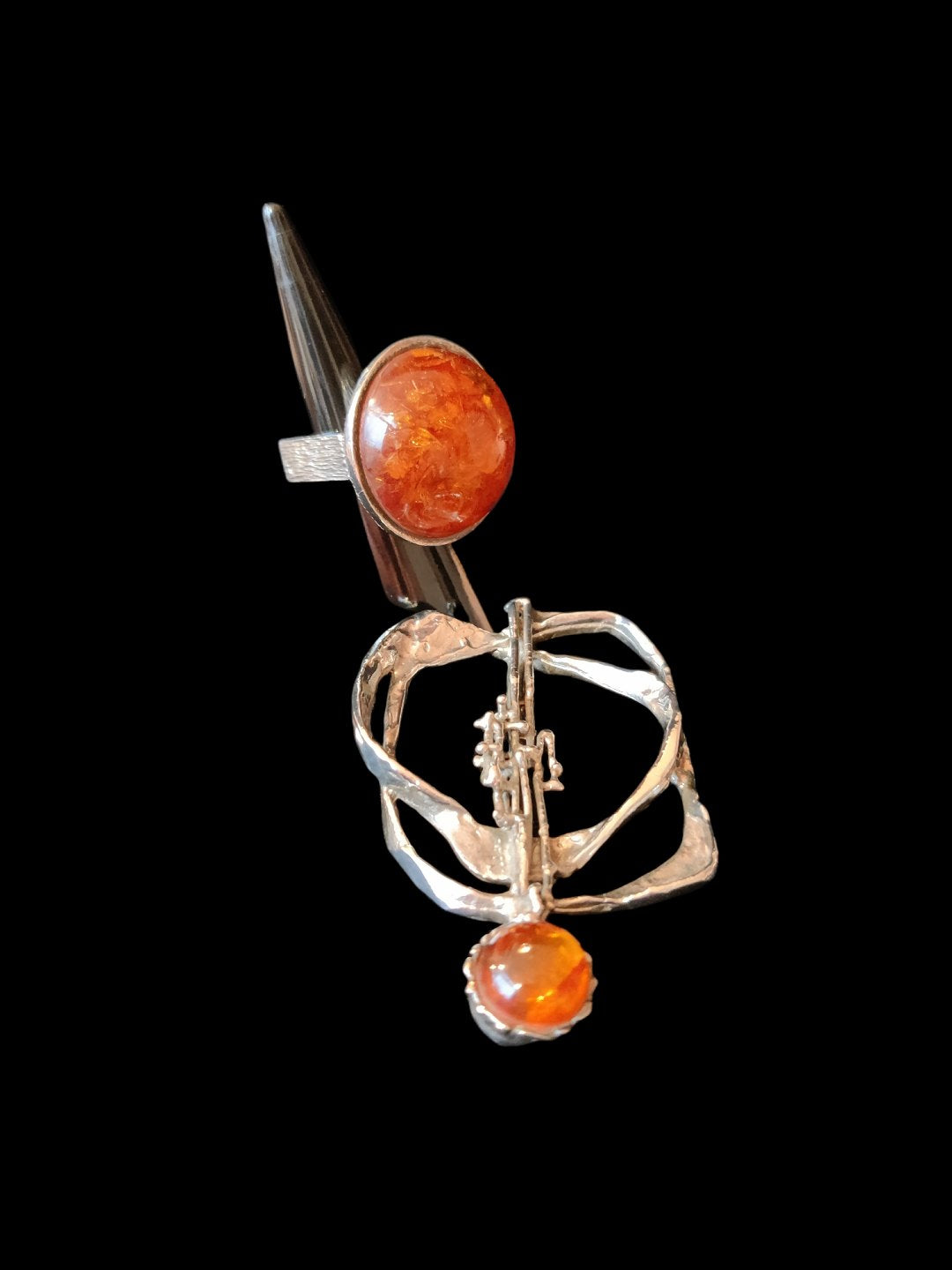 Einer Bernhard Fehrn 1968. ravRing og ravvedhæng