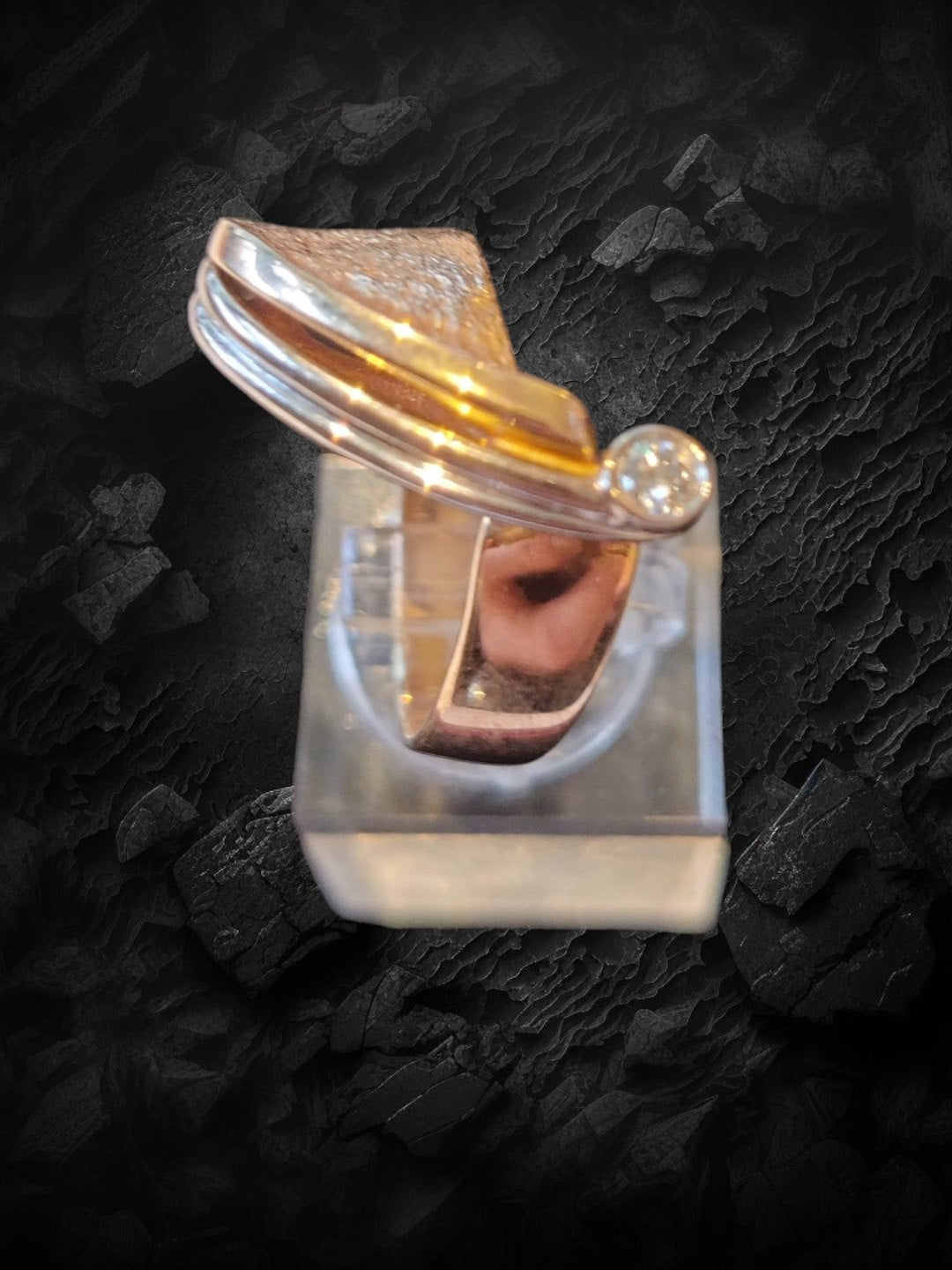 Per Borup 14 carat gold ring with 0.9 carat brilliant.