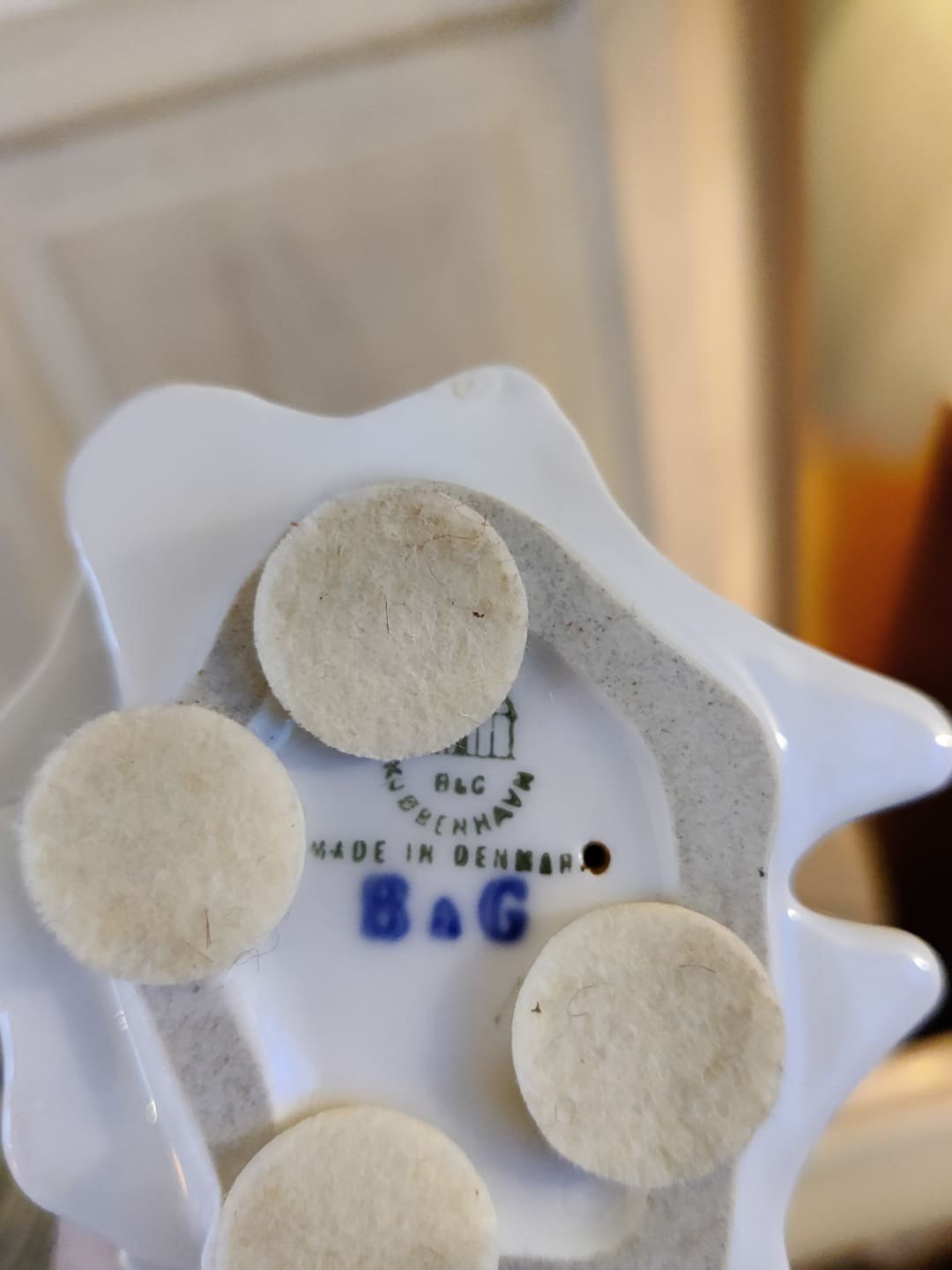 Very rare and 31 cm tall Red Cross nurse figurine from Bing and Grøndahl