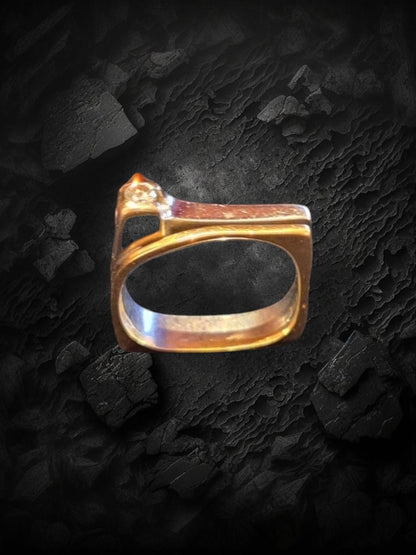 Ole Lynggaard ring in 18 karat gold with brilliant.