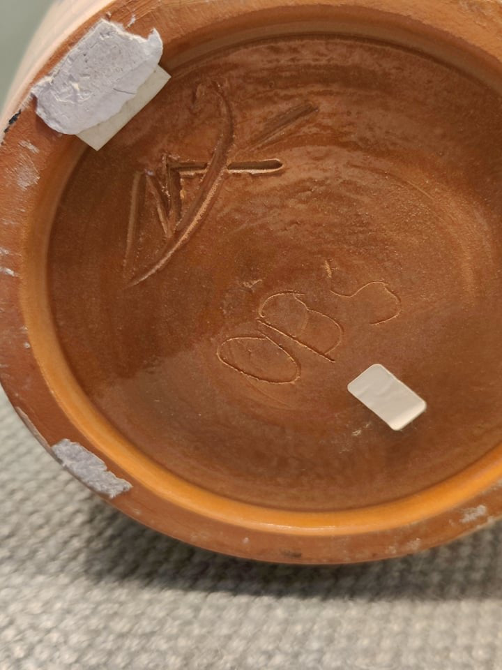 Stor smuk unika vase af Ole Bach Sørensen for Kähler fabrikken.